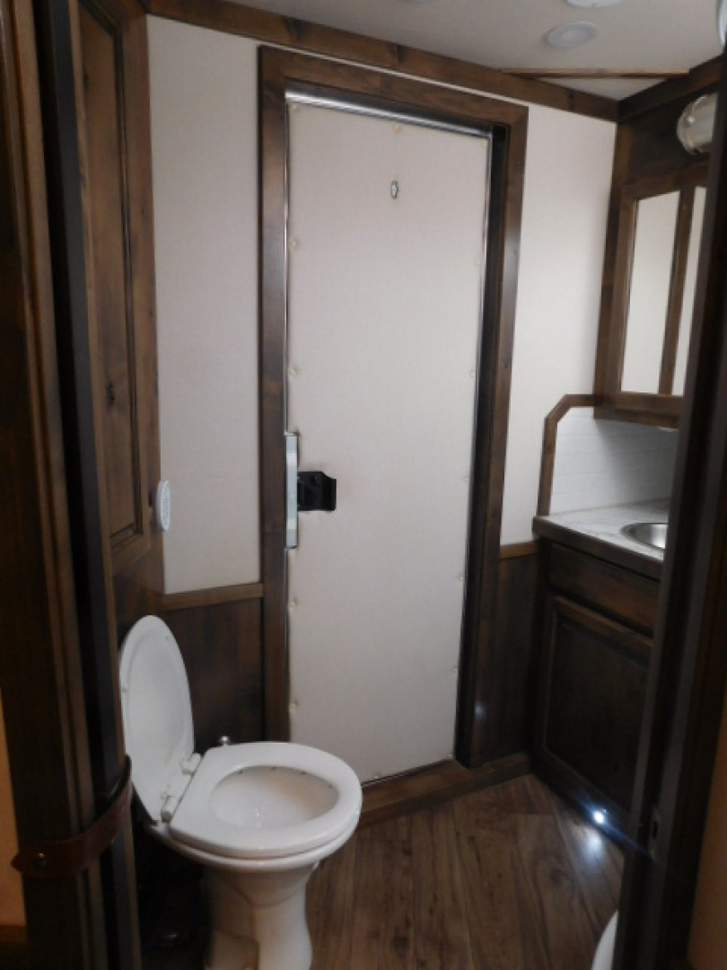 Used 2022 Elite Trailers Stock Combo 14' LQ Horse Trailer