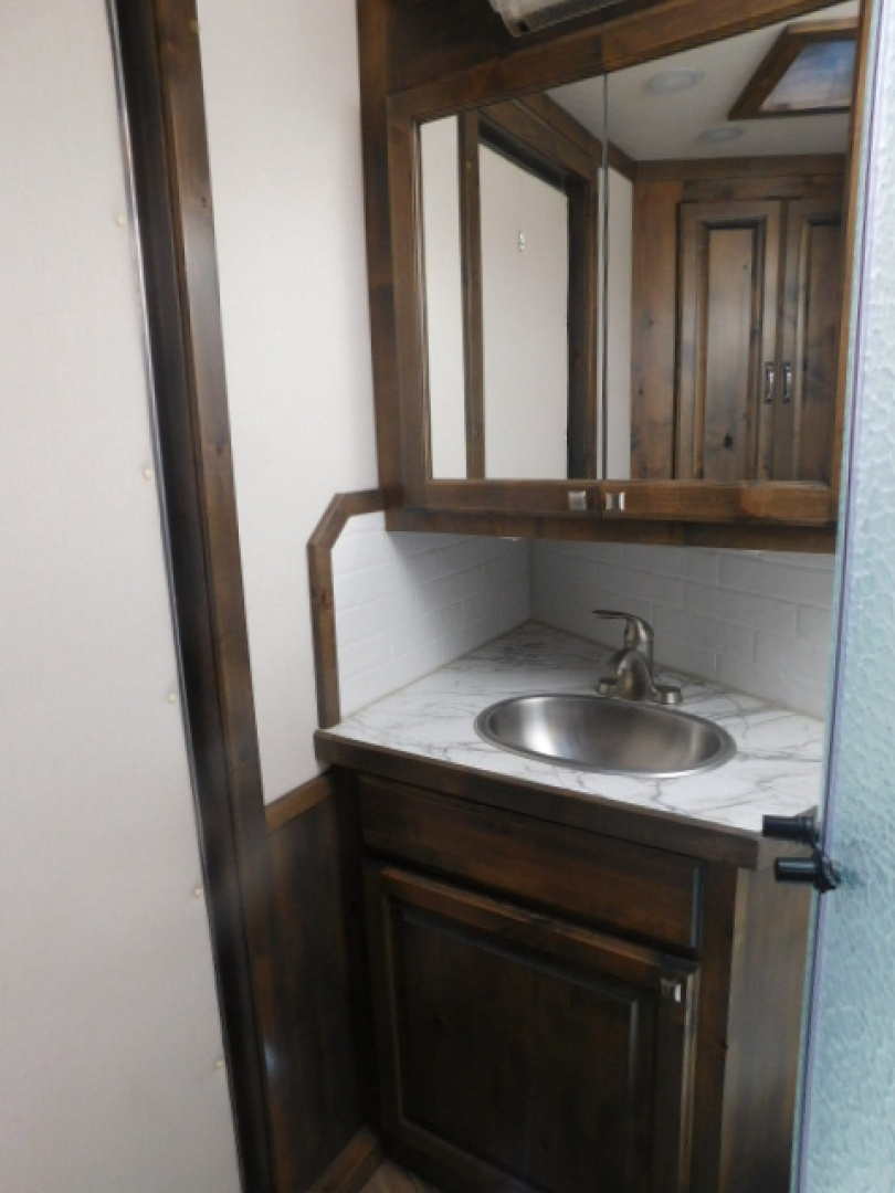 Used 2022 Elite Trailers Stock Combo 14' LQ Horse Trailer