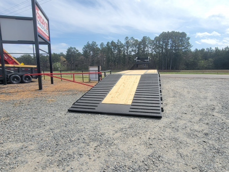 New 2026 Diamond C Trailers FMAX212 32' x 102" Hydraulic Dovetail Pacesetter Edition Equipment Trailer