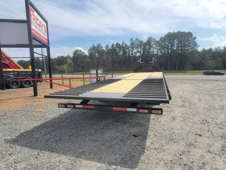 New 2026 Diamond C Trailers FMAX212 32' x 102" Hydraulic Dovetail Pacesetter Edition Equipment Trailer