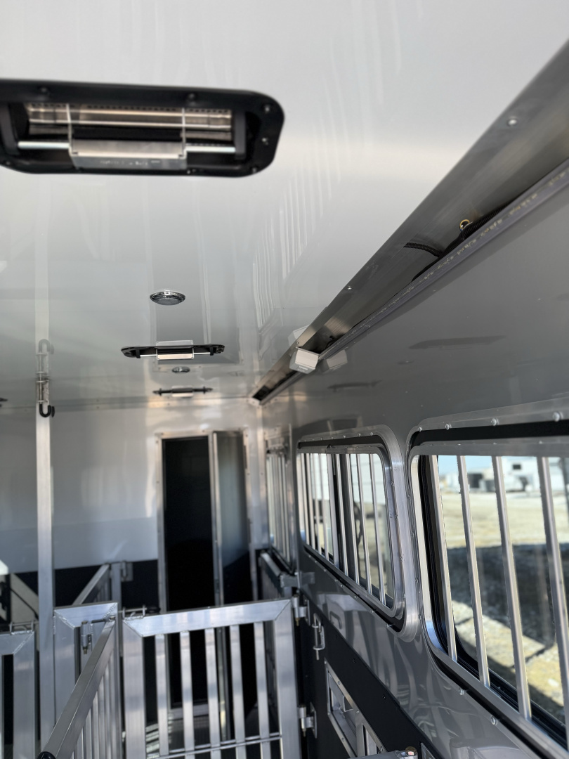 New 2026 Frontier Trailers 7x18 Low Pro 6 Pen Stock / Stock Combo Trailer