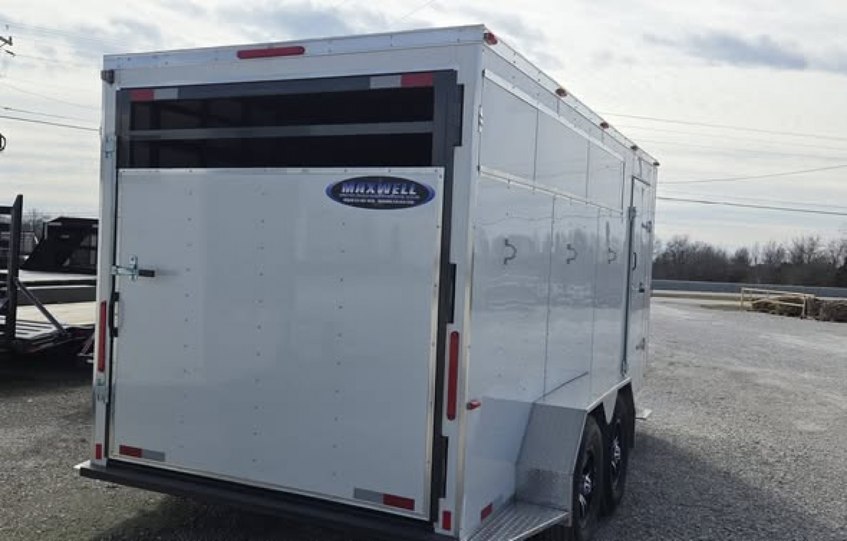 New 2026 Maxwell Slant load 3 Horse Trailer