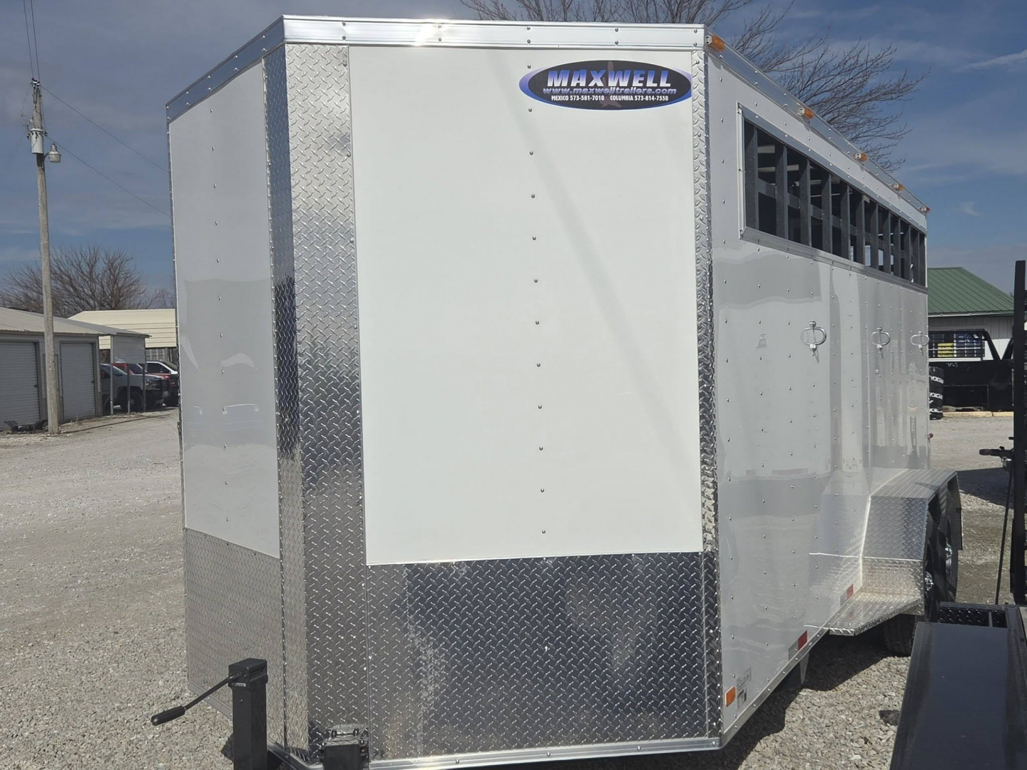 New 2026 Maxwell Slant load 3 Horse Trailer