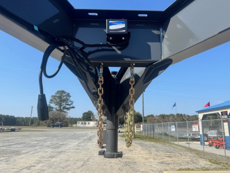 New 2026 Triple Crown Trailers TC GN14-25DT Equipment Trailer
