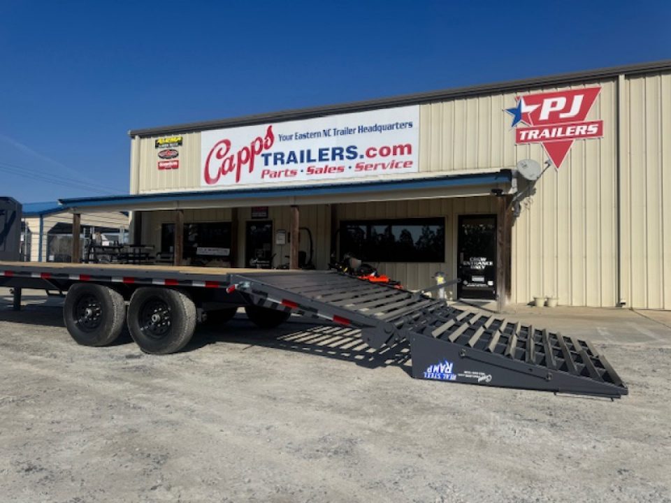 New 2026 Triple Crown Trailers TC GN14-25DT Equipment Trailer