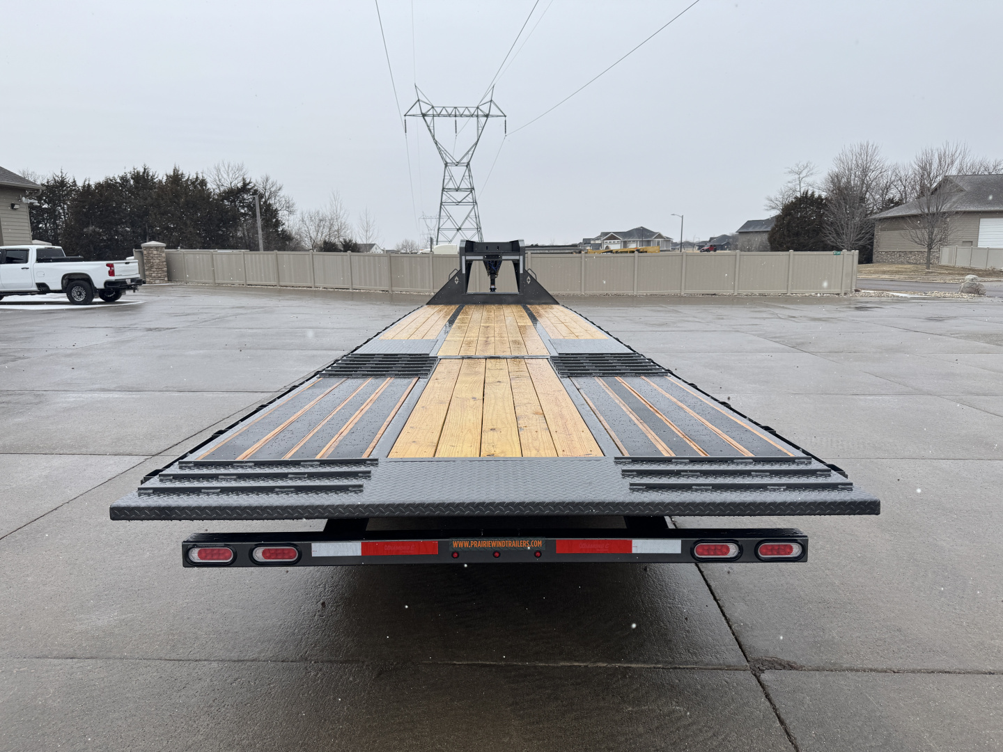 New 2026 Diamond C Trailers FMAX212-35 Flatbed GN Trailer