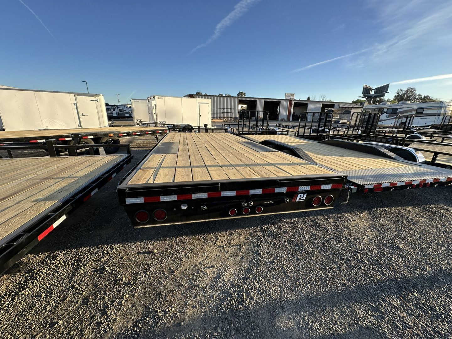 New 2026 PJ Trailers F8 102X20 Deckover Equipment Trailer
