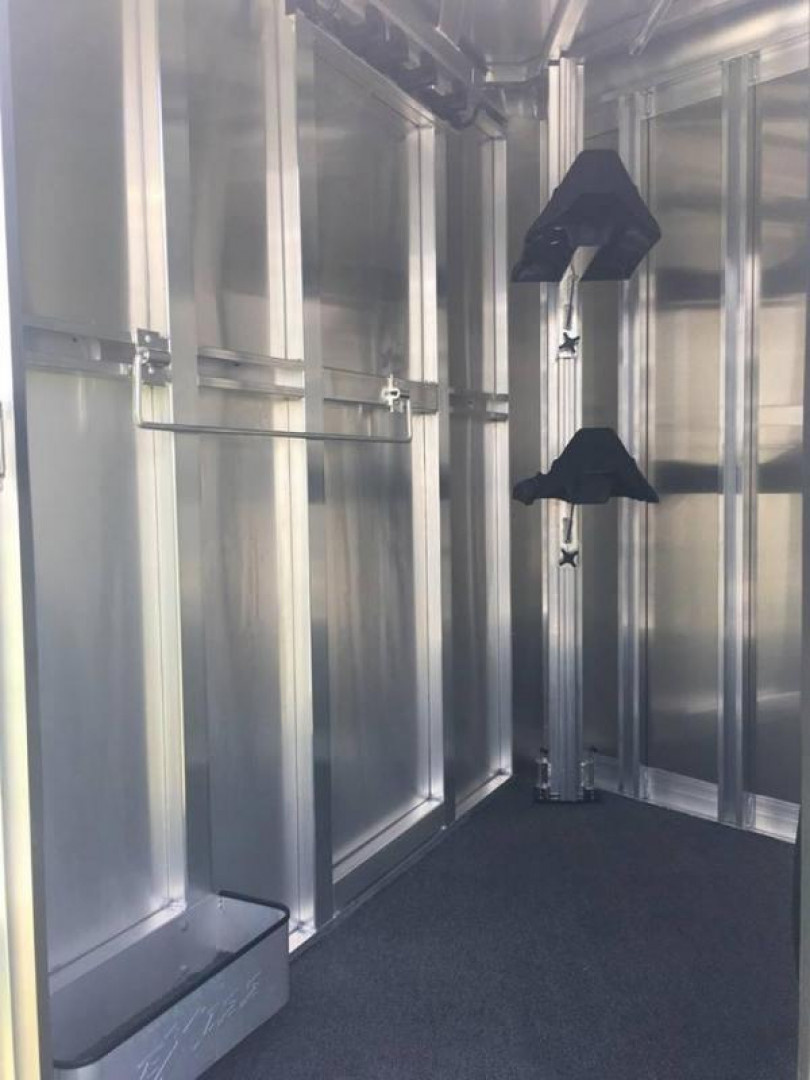 New 2026 Exiss Trailers EXPRESS 2H CXF EDITION Horse Trailer