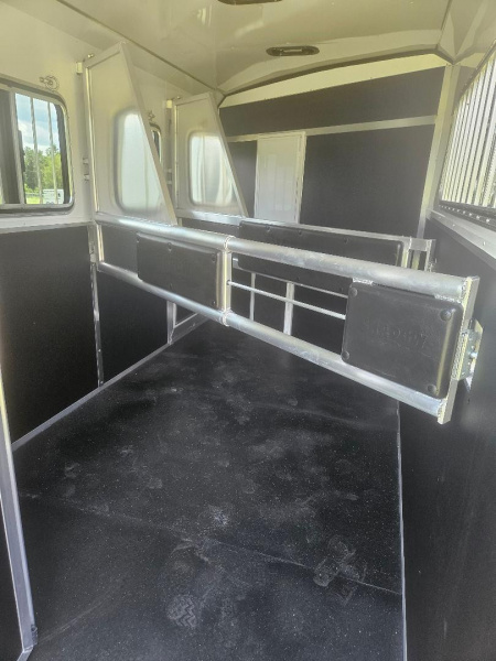 New 2026 Shadow 3H 5'6" LQ Weekender