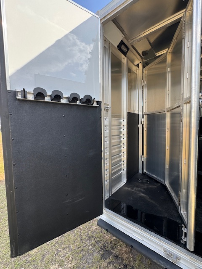 Used 2024 Exiss Trailers 2024 Exiss 7300 GN IN STOCK Horse Trailer