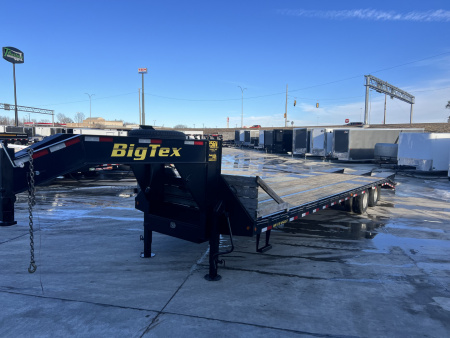 Used 2012 Big Tex Trailers 33ft Gooseneck Bodies