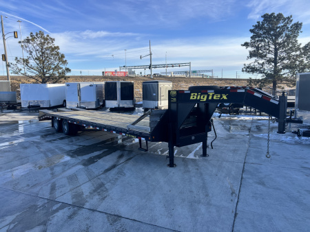 Used 2012 Big Tex Trailers 33ft Gooseneck Bodies