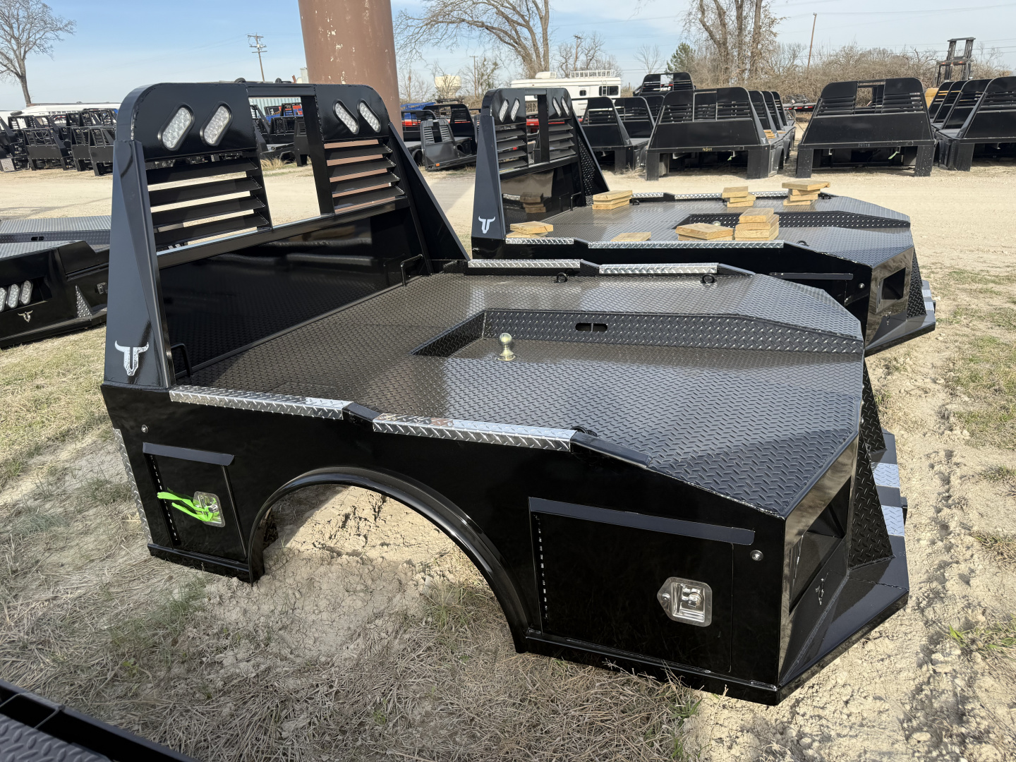 New 2026 Neckover SINGLE WHEEL SHORT HAULER Truck Bed
