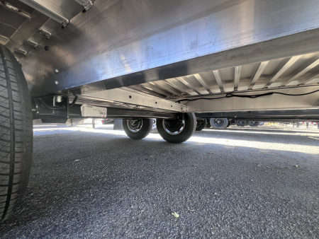 New 2025 EBY 8.5X25 14K Deckover Trailer