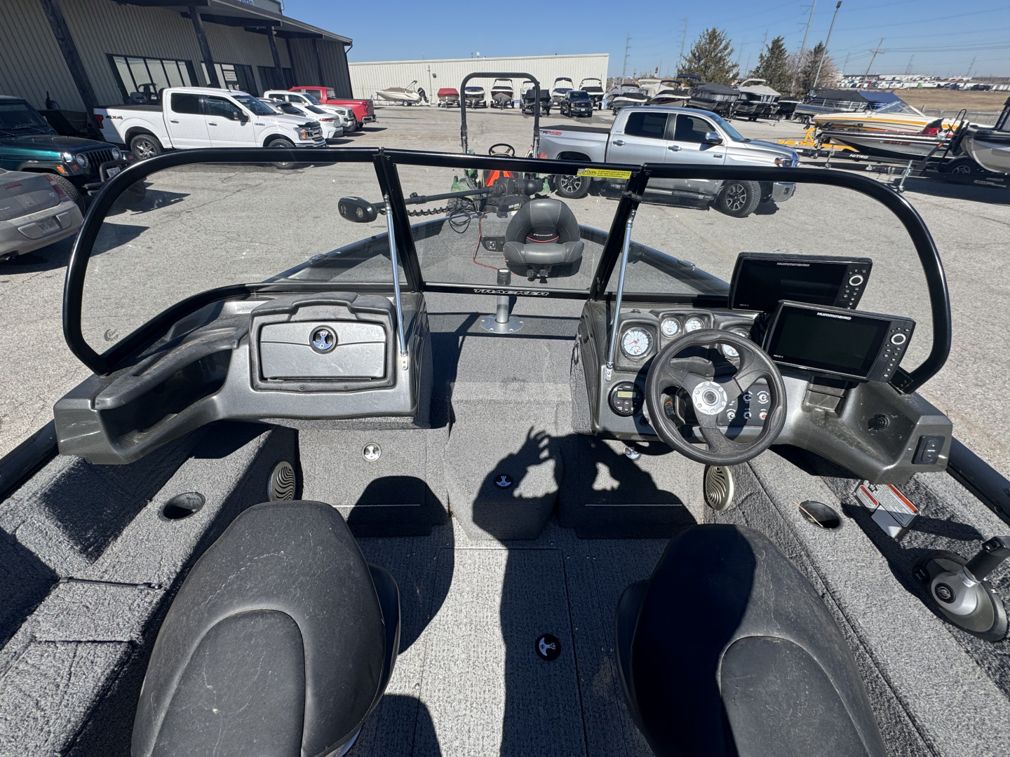 Used 2021 Tracker Boats Pro Guide Tracker Fishing Boat