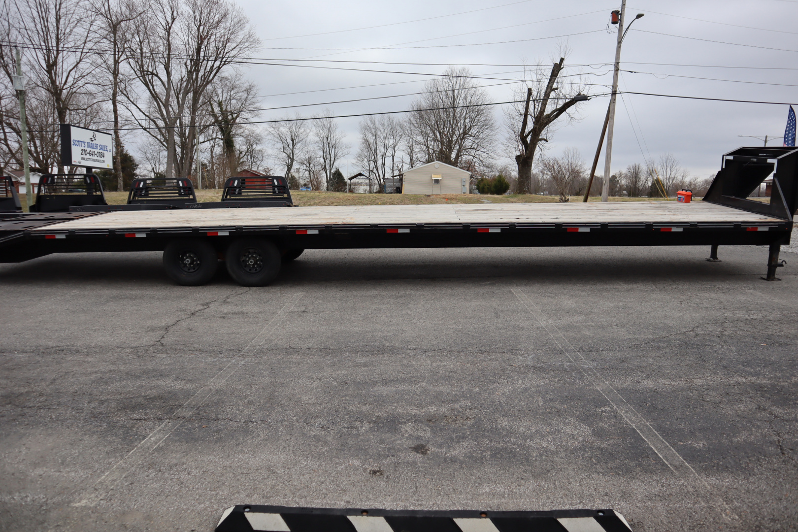 Used Repo 2023 Trail Maxx 40' Flatbed Flatbed Trailer