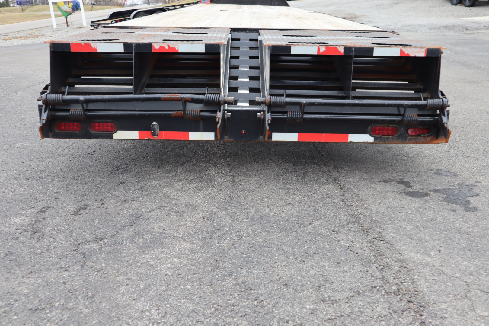 Used Repo 2023 Trail Maxx 40' Flatbed Flatbed Trailer