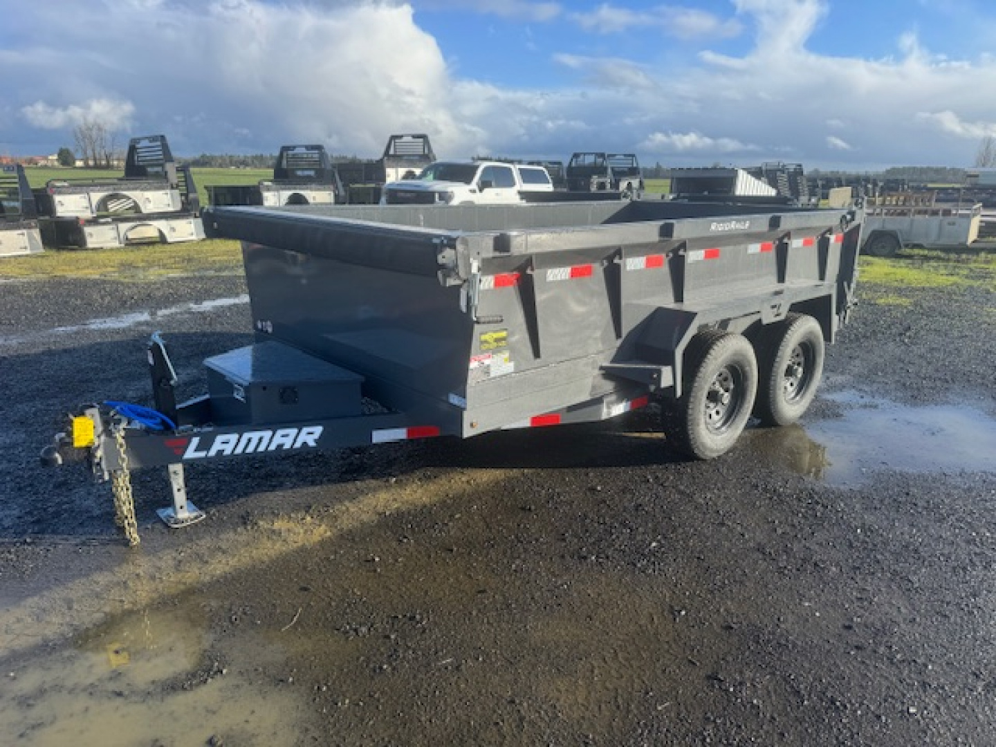 New 2026 LAMAR TRAILERS DM 77x12/ 10K Dump Trailer