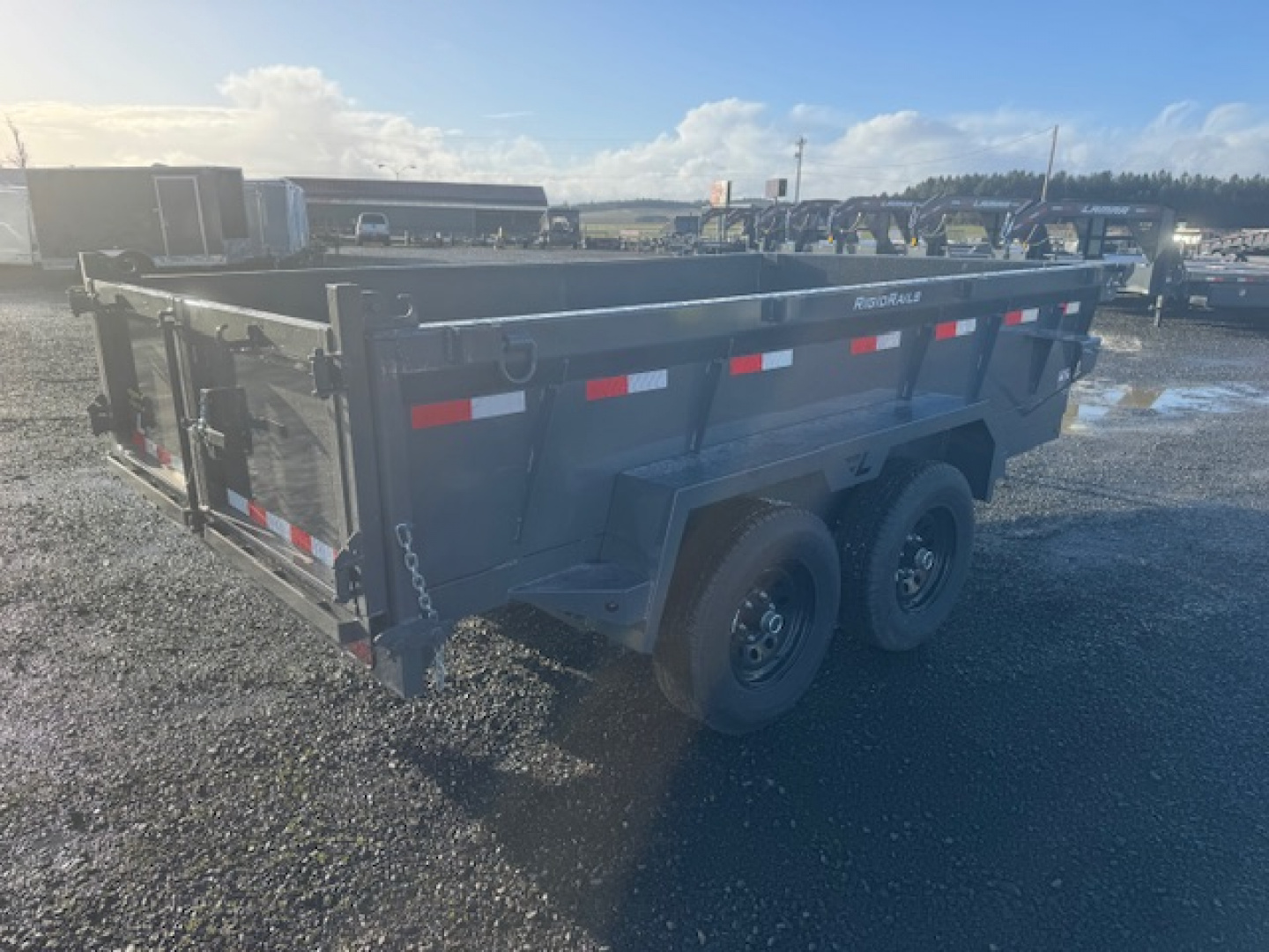 New 2026 LAMAR TRAILERS DM 77x12/10K Dump Trailer