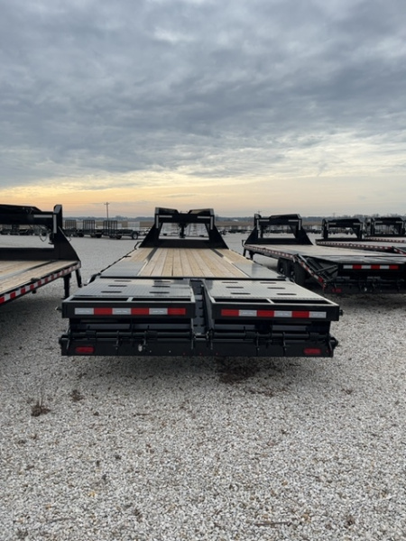 New 2026 Sure-Trac 8.5 x 25 (20+5) 15K Std Duty Low Profile Gooseneck Deckover Trailer