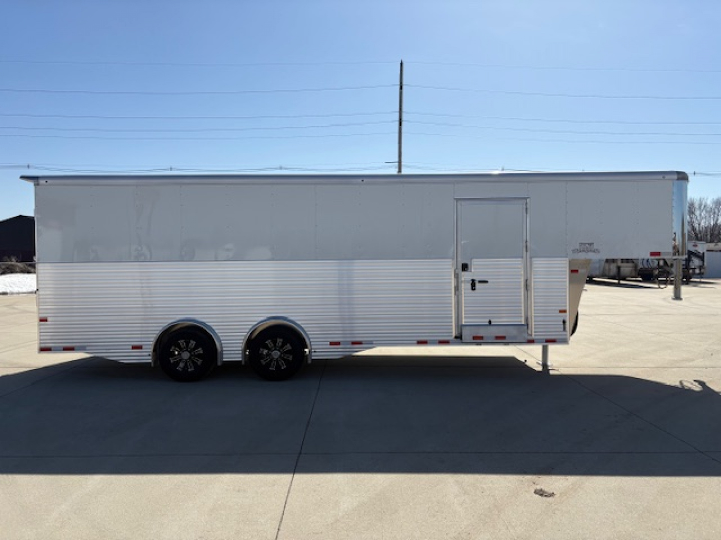 New 2027 Sundowner 24 ft Gooseneck 15210GVWR