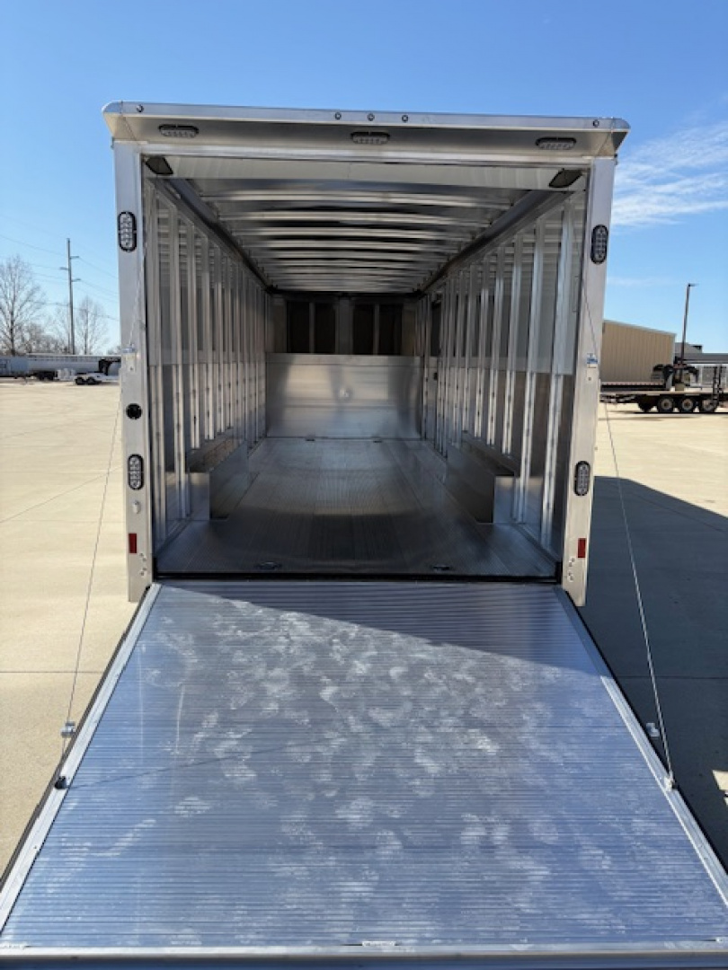 New 2027 Sundowner 24 ft Gooseneck 15210GVWR