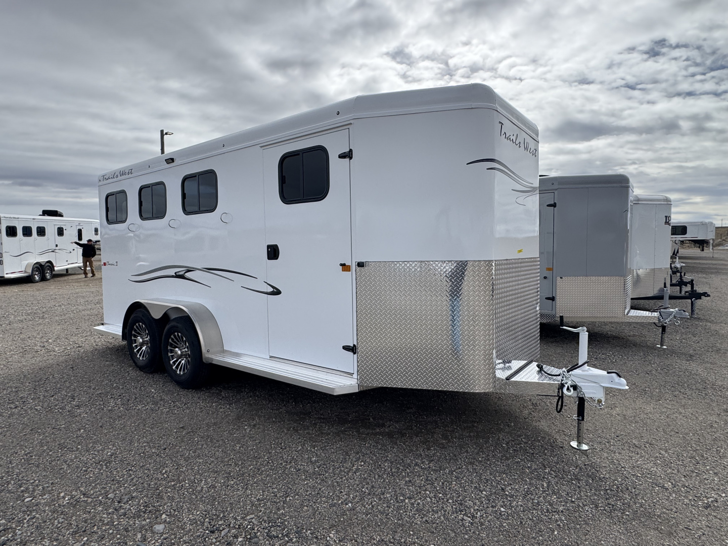 New 2026 Trails West 3H BP Classic Horse Trailer