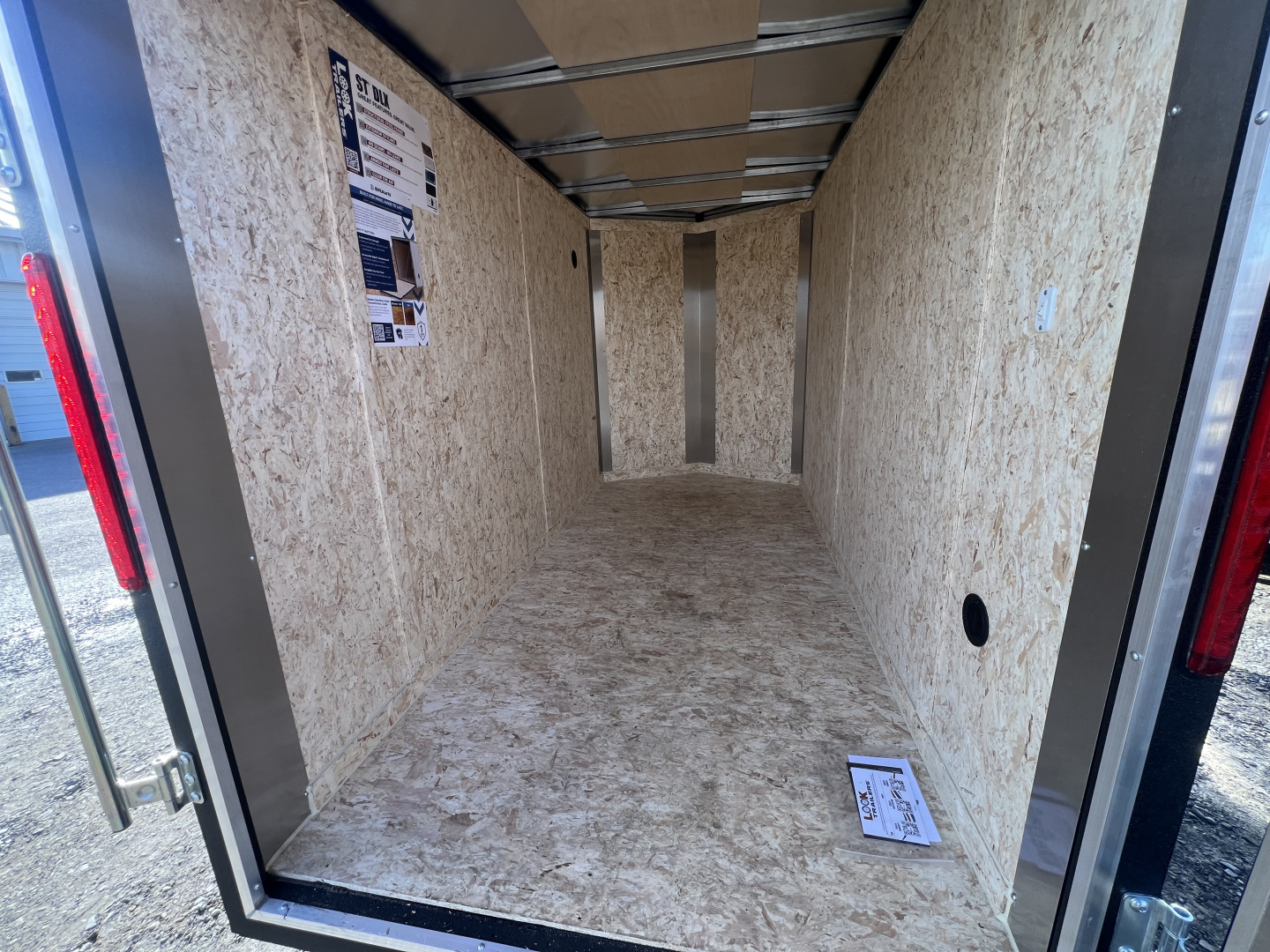 New 2026 Look Trailers 5x10 3K ST-DLX BARN DOOR Cargo / Enclosed Trailer