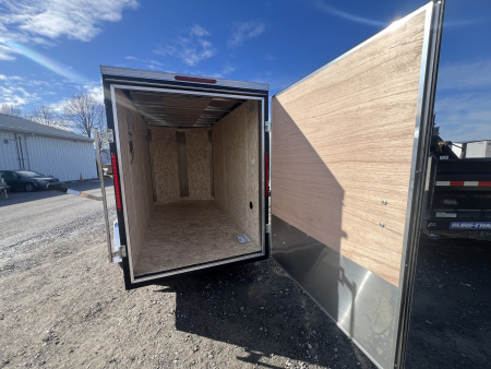 New 2026 Look Trailers 5x10 3K ST-DLX BARN DOOR Cargo / Enclosed Trailer