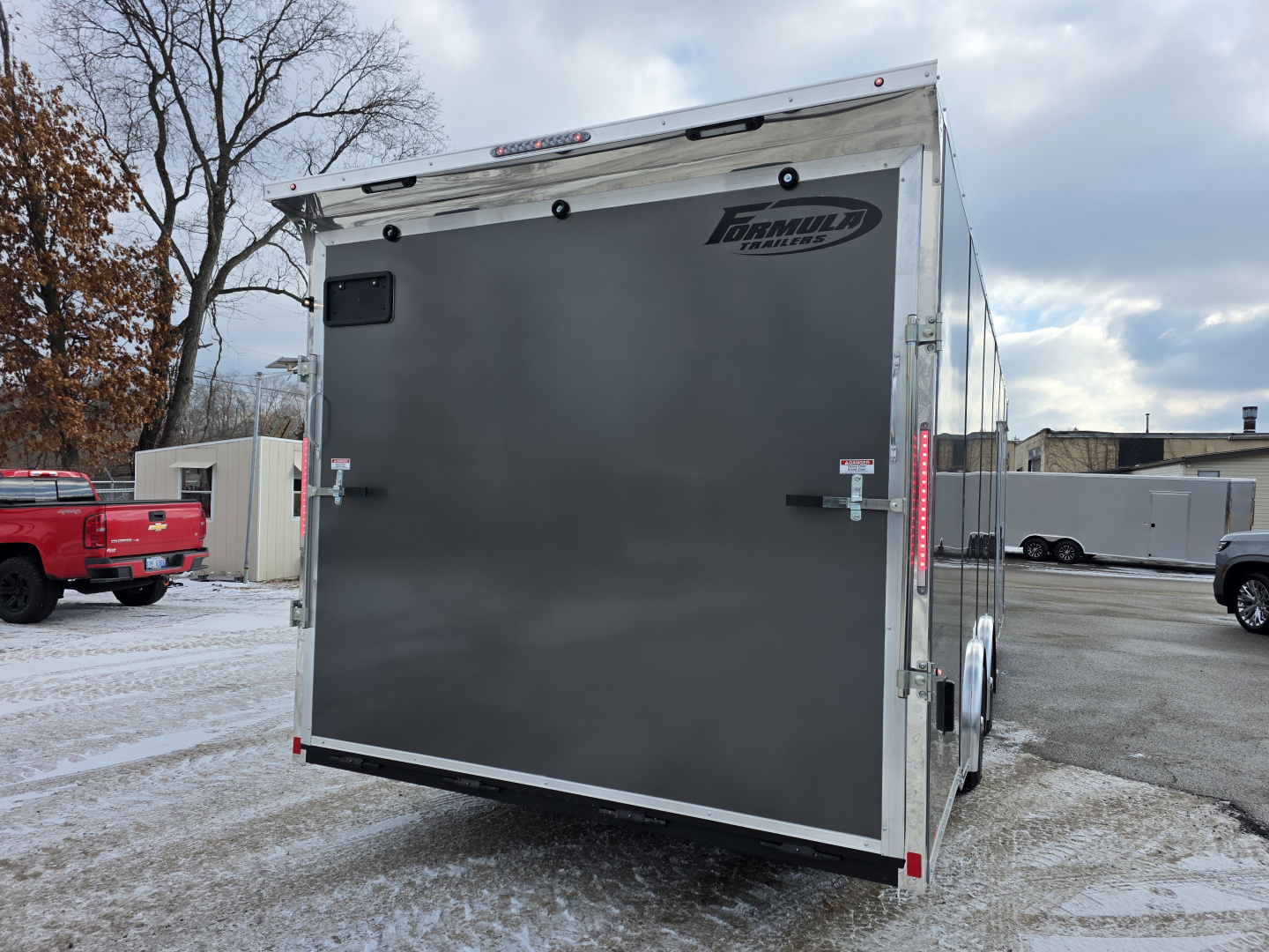 New 2026 Formula Trailers 8.5x24 CAR HAULER WITH ESCAPE DOOR 10K TORSION AXLE 7' INSIDE SXS UTV GOLF CART Cargo / Enclosed Trailer