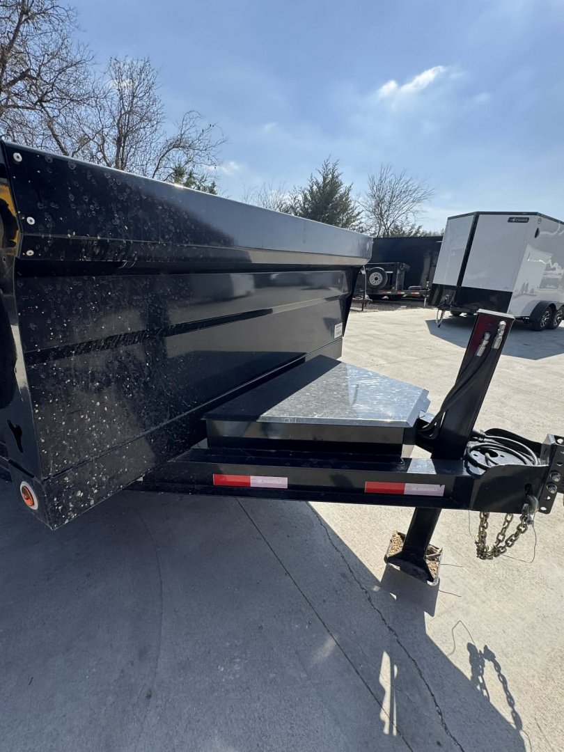 Used USED 2025 Iron Bull 83X16 Dump Trailer HYDRAULIC JACK