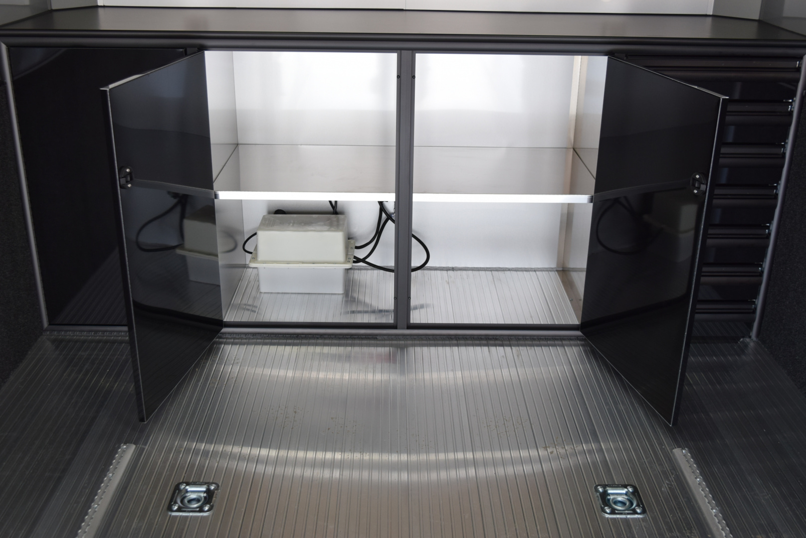 New INTECH 8.5x24 LITE SERIES ALL ALUMINUM RACE HAULER