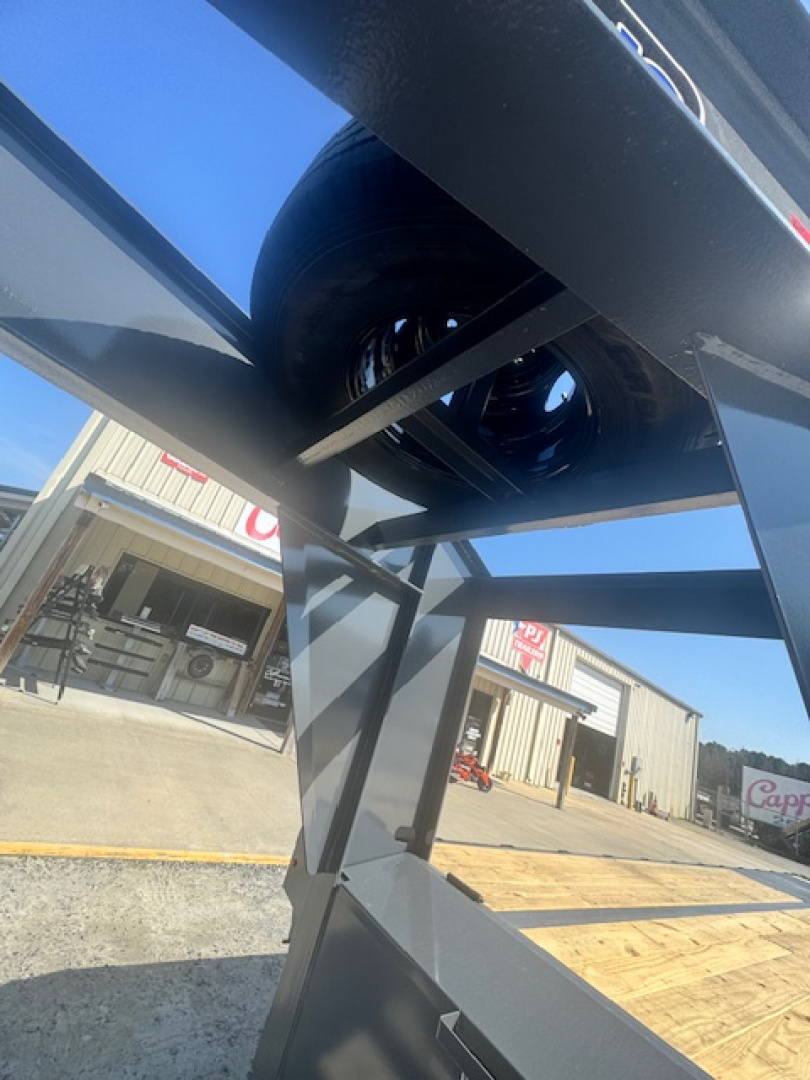 New 2026 Triple Crown Trailers TC GN25-30DT Equipment Trailer