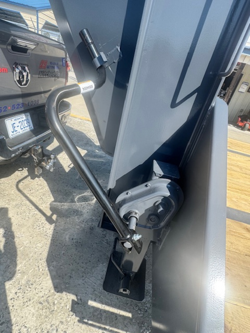 New 2026 Triple Crown Trailers TC GN25-30DT Equipment Trailer
