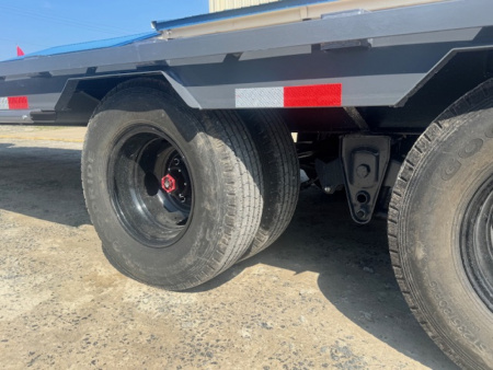 New 2026 Triple Crown Trailers TC GN25-30DT Equipment Trailer