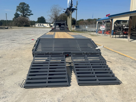 New 2026 Triple Crown Trailers TC GN25-30DT Equipment Trailer