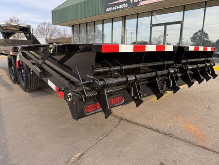New #144080 2026 MP CUSTOM 25 X 102 TANDEM AXLE 14K FLATBED GOOSENECK W/ MAXX RAMPS & 14 PLY TIRES