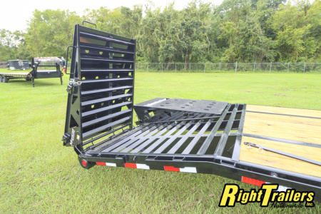 New 2026 8.5x30 PJ Gooseneck Equipment Trailer