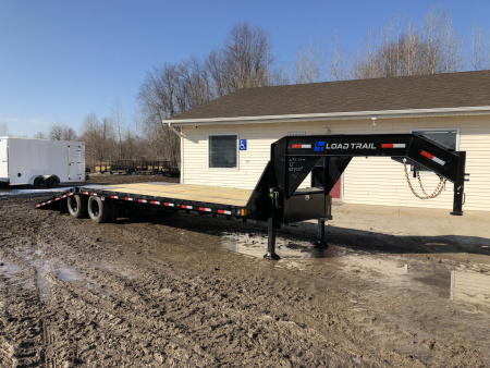 New 2026 Load Trail 32' 24K W/ HYD DOVE AND JACKS Gooseneck Bodies