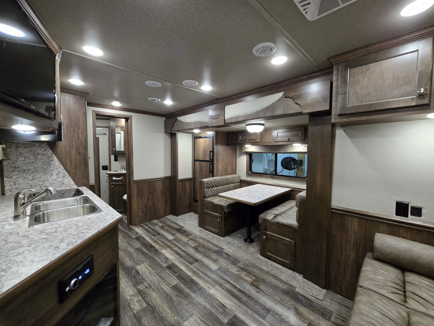 Used 2024 Merhow Stampede 3 Horse Living Quarter