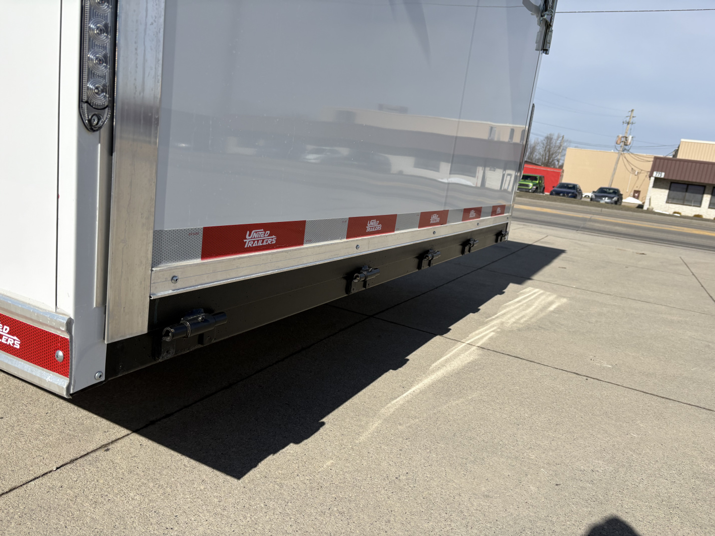 New 2026 United Trailers 8.5X24 CLASSIC CAR HAULER Cargo / Enclosed Trailer