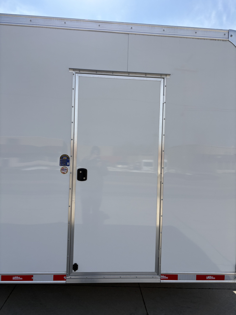 New 2026 United Trailers 8.5X24 CLASSIC CAR HAULER Cargo / Enclosed Trailer