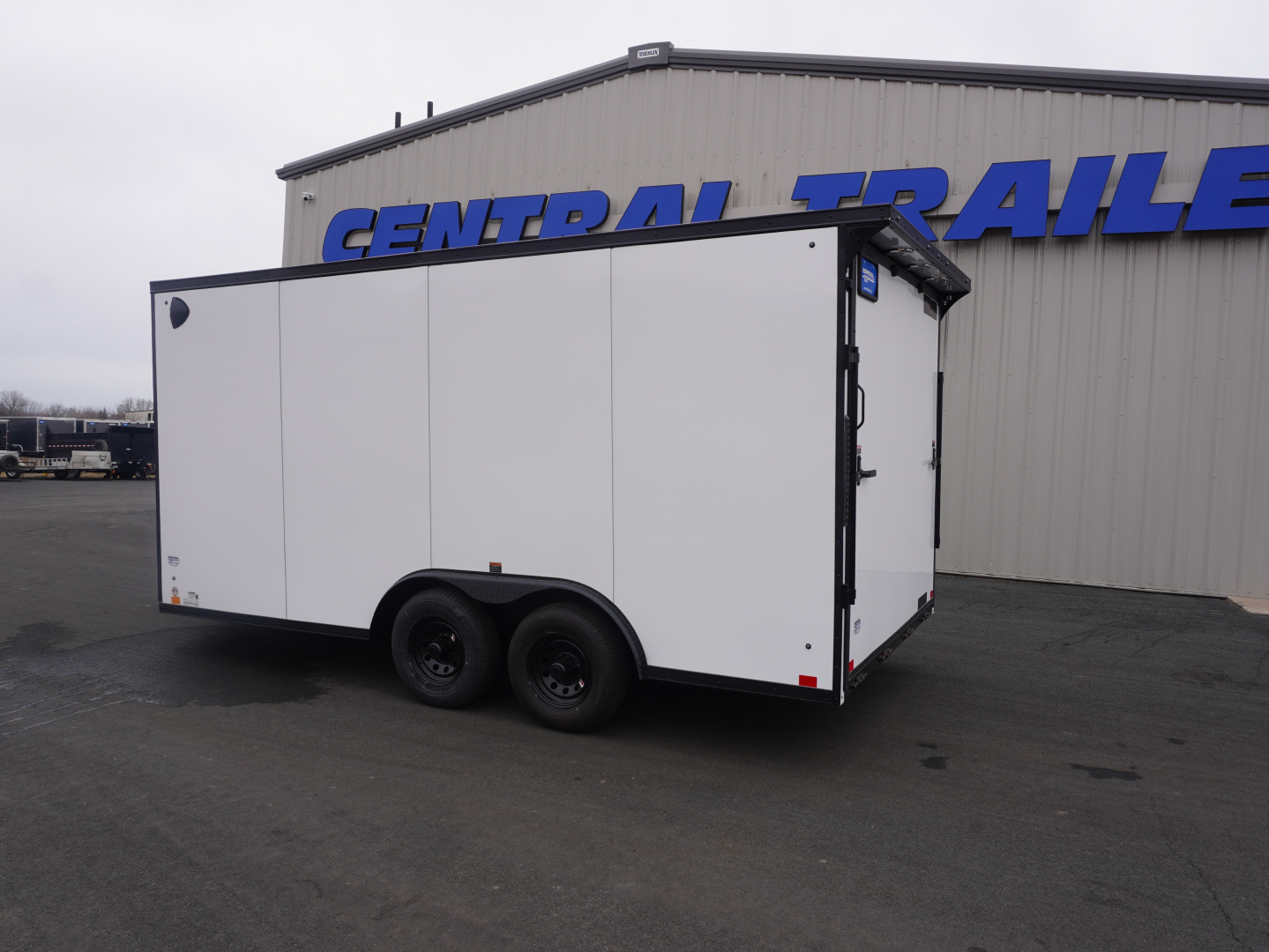 New 2026 Discovery Trailers 8.5x16 Cargo / Enclosed Trailer