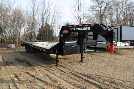 New 2026 PJ Trailers 25' MR 25K GVWR STOCK ID 6130 Equipment Trailer