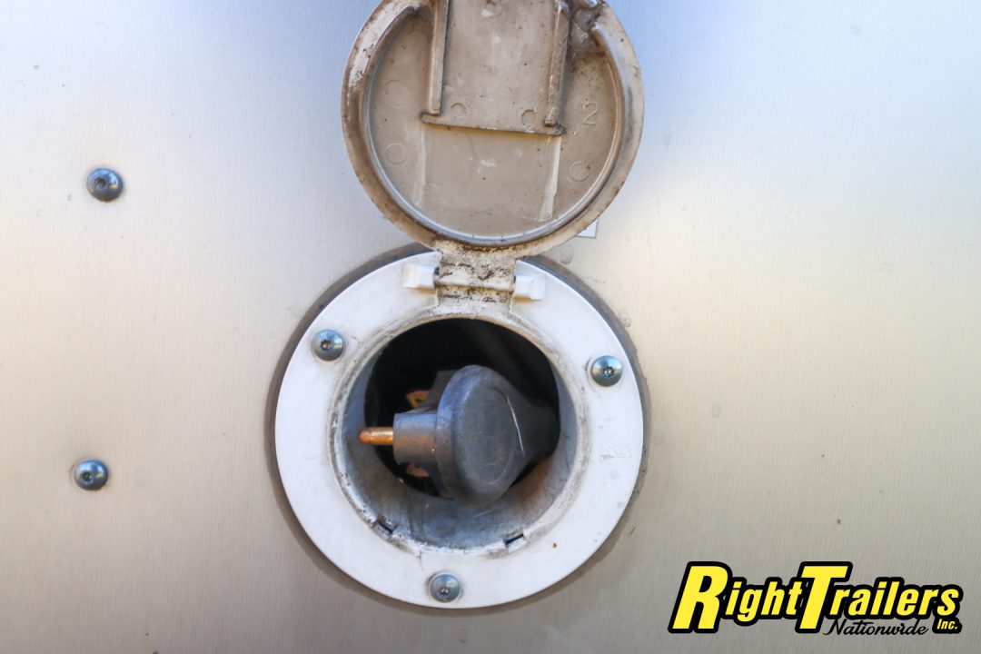 Used 2016 Vintage Trailers 8.5X28 Race Trailer