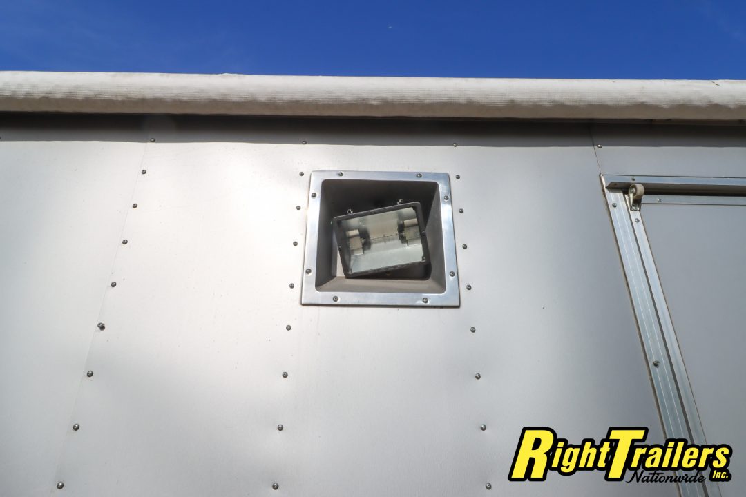 Used 2016 Vintage Trailers 8.5X28 Race Trailer