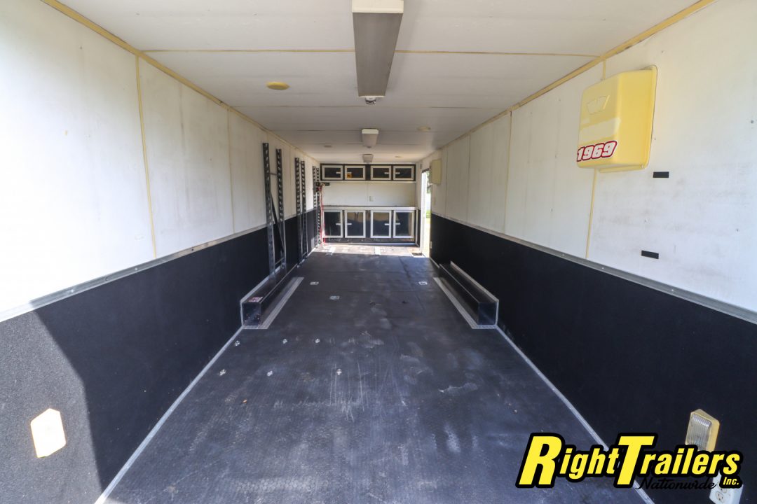 Used 2016 Vintage Trailers 8.5X28 Race Trailer