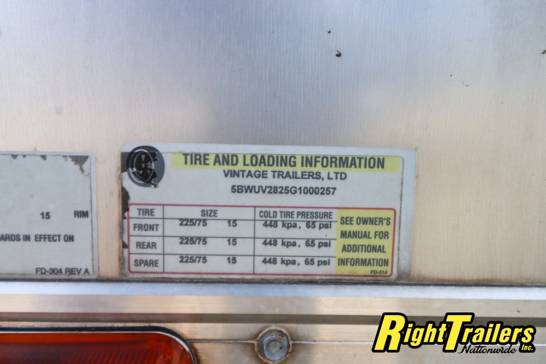 Used 2016 Vintage Trailers 8.5X28 Race Trailer