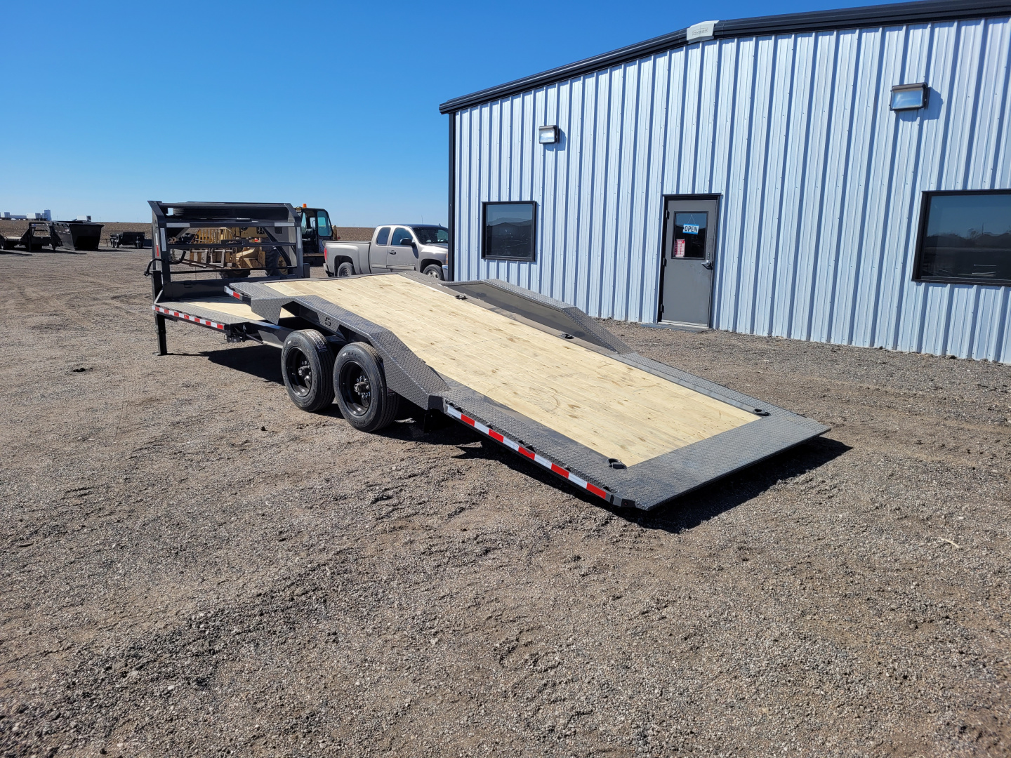 New 2026 Buckshot 102"x26' Gooseneck Tilt Trailer W/8k Axles