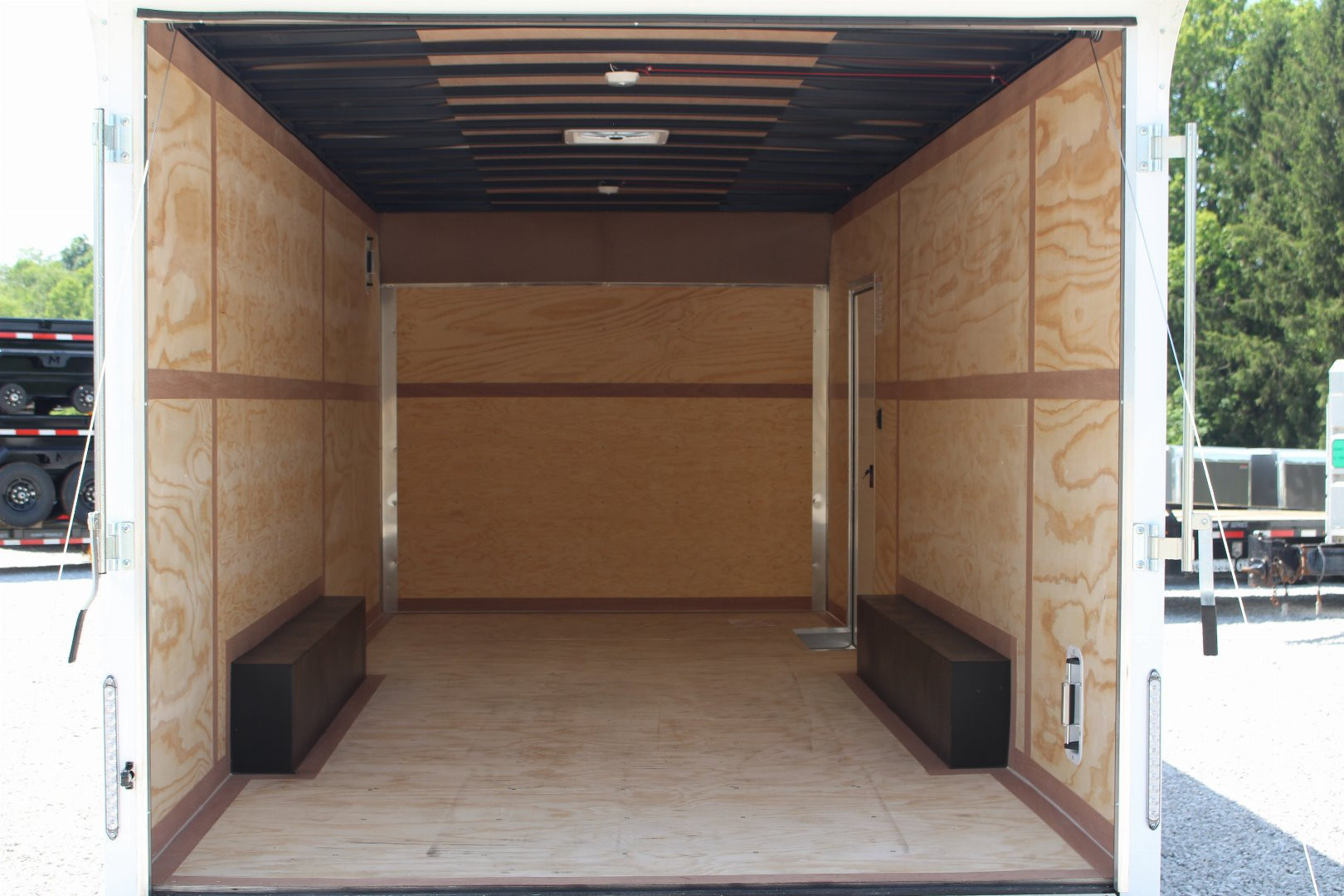 New 2026 United UXT Commercial Grade Cargo Trailer - 8.5 'x 20' - 7' Interior Height - Rear Ramp Door - Extended Tongue - 9900# GVW